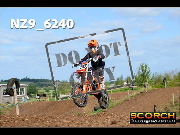Youth-095
