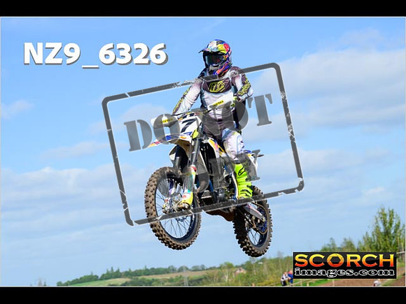 Experts-172