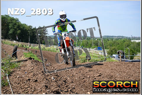 Apex Thur 15-Jun-029