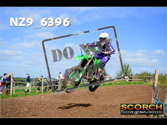 Experts-228