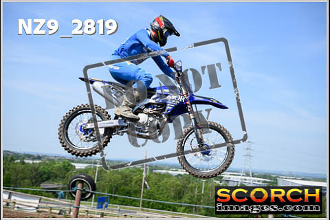 Apex Thur 15-Jun-043