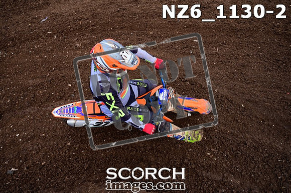 NZ6_1130-2