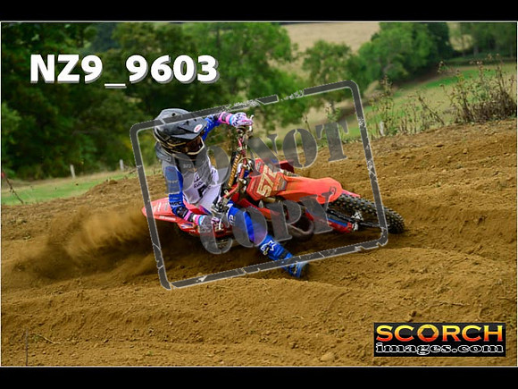85's-093