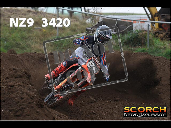 Experts-078