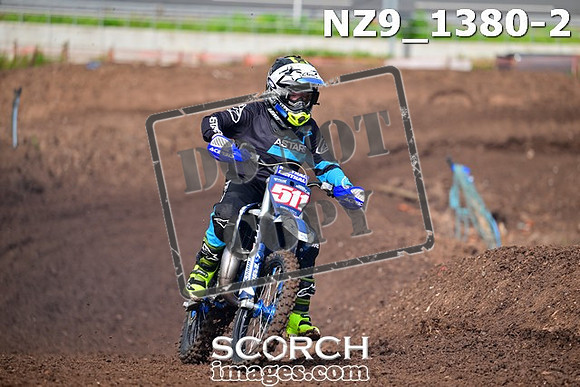 NZ9_1380-2