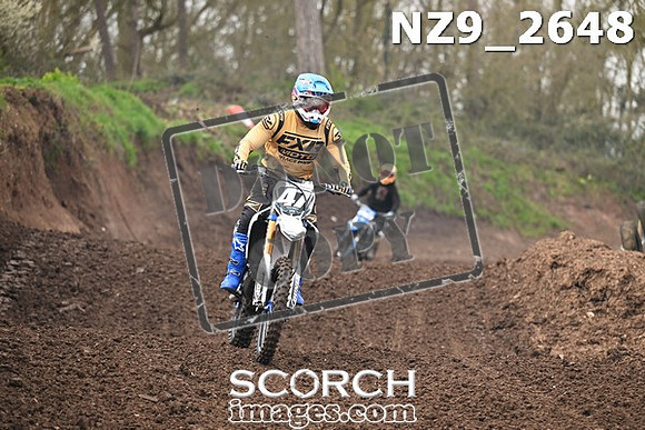 NZ9_2648