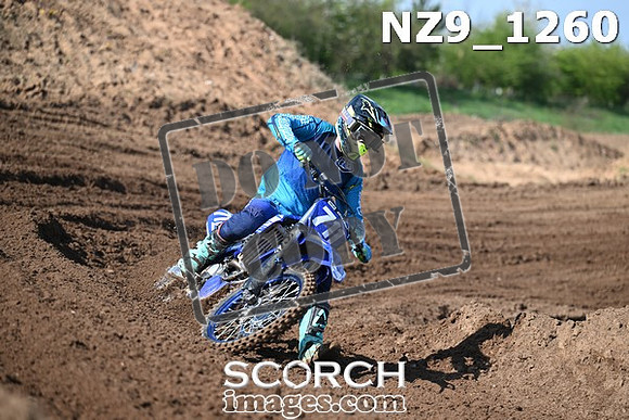 NZ9_1260