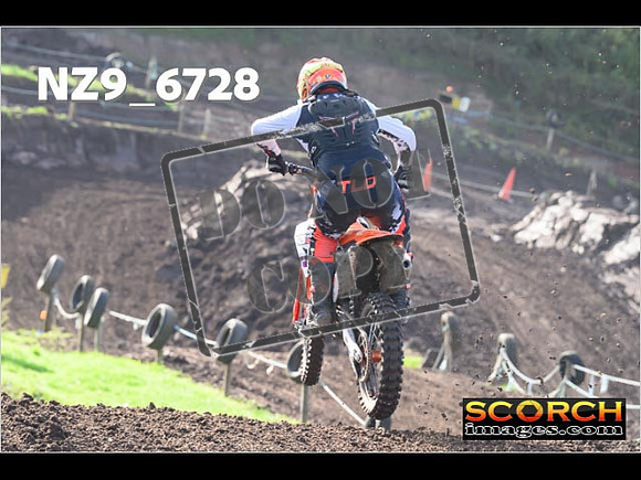 Experts-122