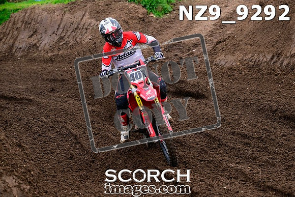 NZ9_9292