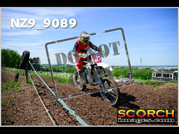 Experts-153