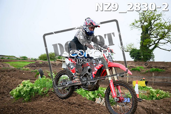 NZ9_2830-2