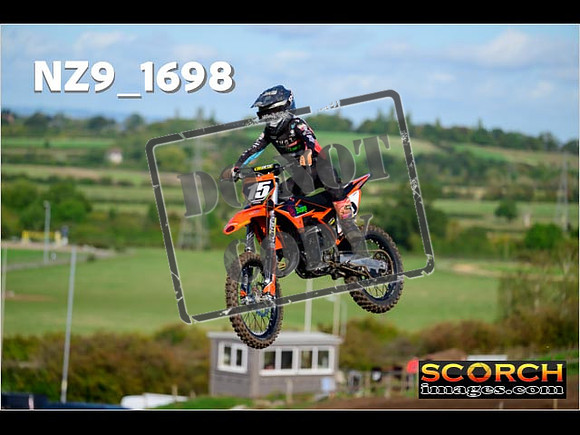 Experts-130