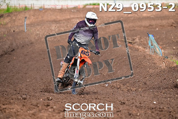 NZ9_0953-2