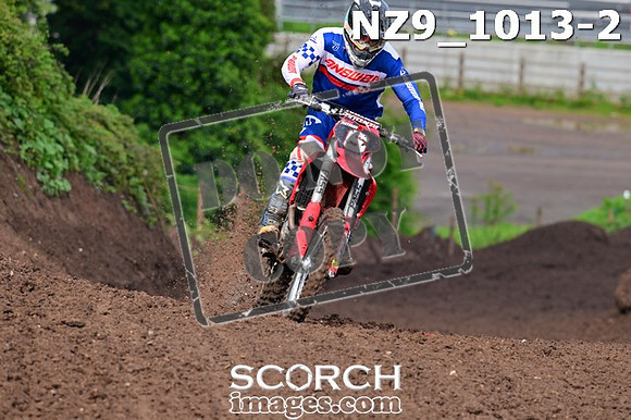 NZ9_1013-2