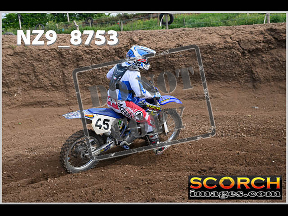 Apex Thur 08-Jun-039