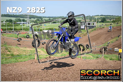 Apex Thur 15-Jun-049