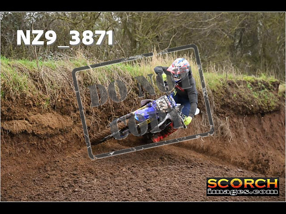 Experts-066