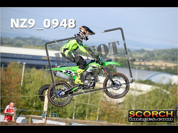 Experts-156