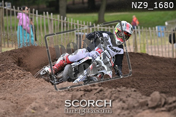 NZ9_1680