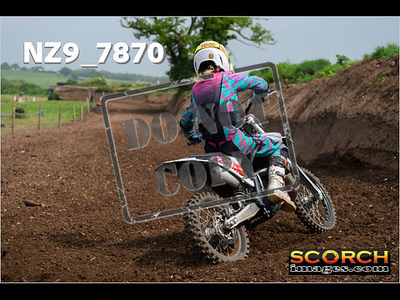 Youth-099