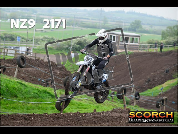 Thur 02 May-054