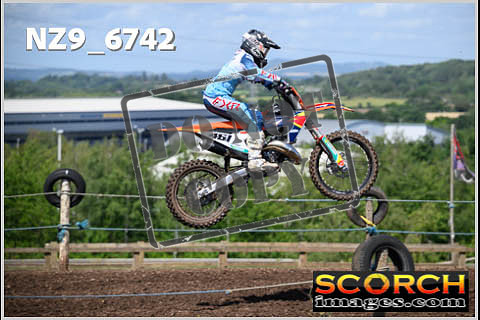 Experts-187