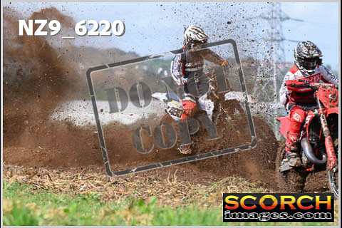 Experts-042