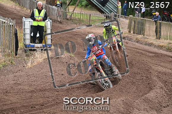 NZ9_2567