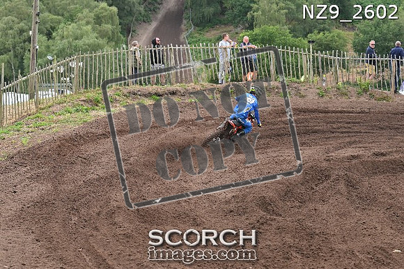 NZ9_2602