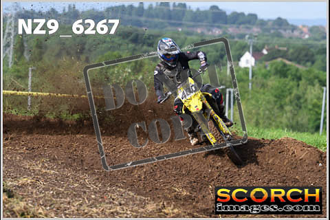 Experts-085