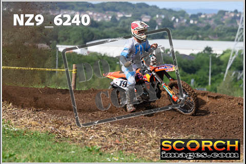 Experts-060