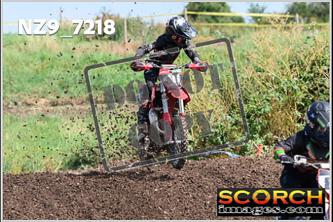 Youth-081