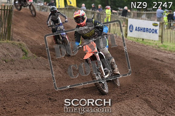 NZ9_2747