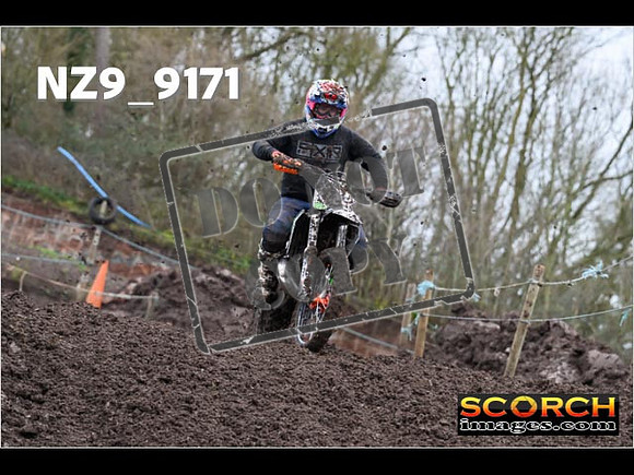 Experts-088