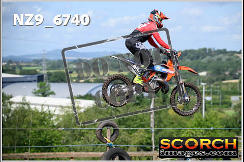 Experts-185