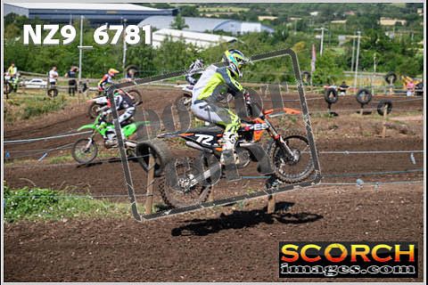 Experts-222