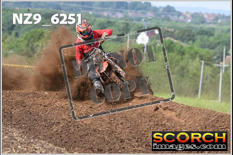 Experts-070