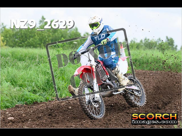 Experts-077