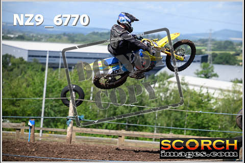 Experts-211