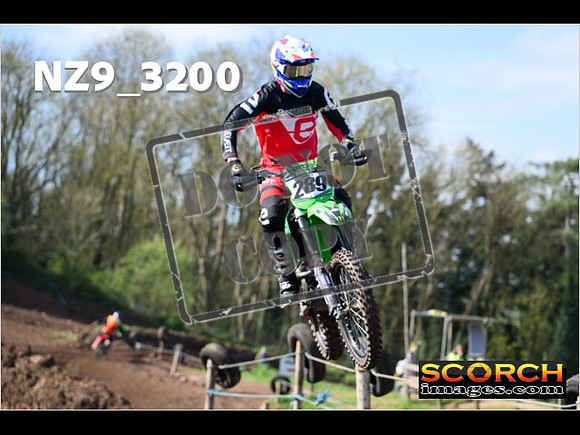 Experts-060