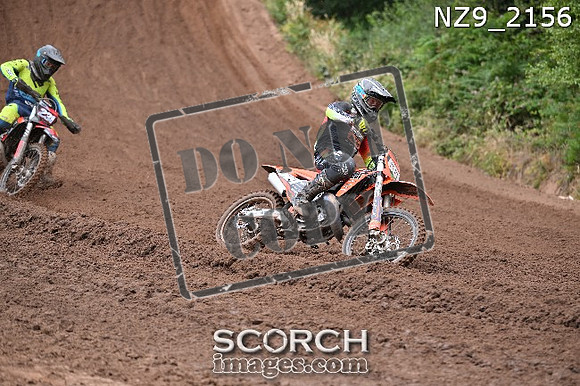 NZ9_2156