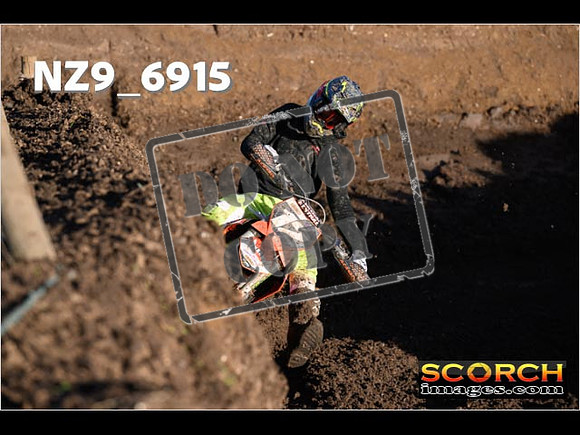 Experts-118