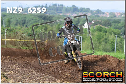 Experts-078