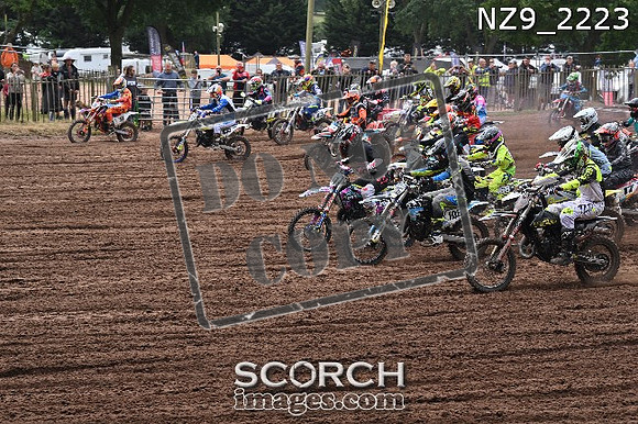 NZ9_2223