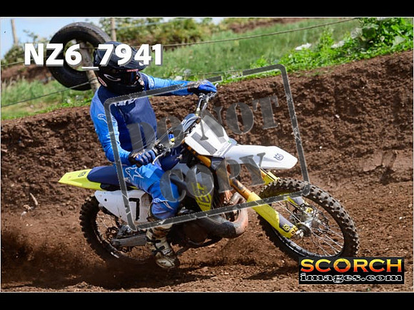 Experts-107