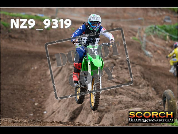 Experts-040