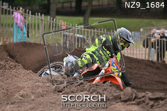 NZ9_1684