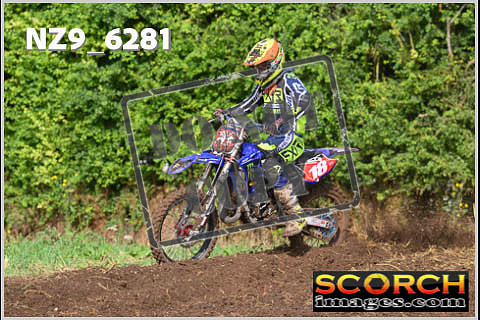 Experts-096