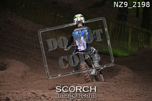NZ9_2198