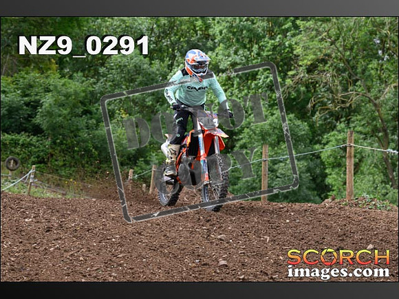 01-Jul Inter Green-050